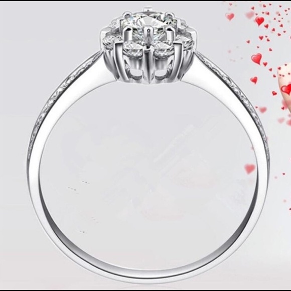 Beautiful silver crystal ring - Picture 6 of 8